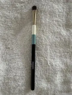 エルメス　HERMES シャドウブラシ アイシャドウブラシ レストンパー | Hermès - エルメス-公式サイト