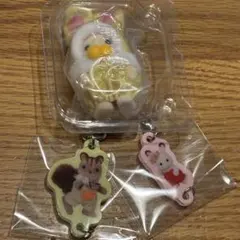 シルバニアファミリー カラフルウサギ くじ つながる両面アクリルチャーム 黄色