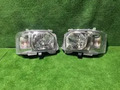 トヨタ ハイエース 純正 ハロゲン ヘッドライト 左右セット 9型外し トヨタ ハイエース 純正 ハロゲン ヘッドライト 左右セット 9型外し