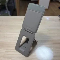 MOFT 8-in-1多機能スタンド トープ