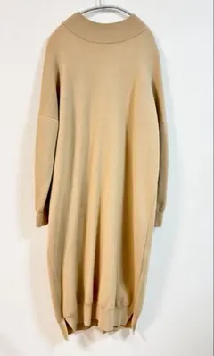 【クリーニング済、美品】MOGA ロングニット　ベージュ