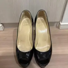 ルブタン パンプス