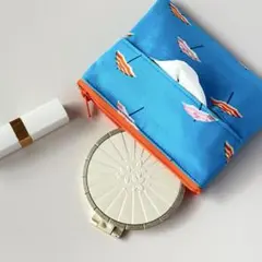 ビーチパラソル柄のポケットティッシュポーチ