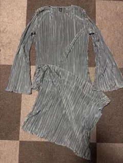 SHEIN プリーツ ロングワンピース　グリーン　M