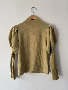 【新品未使用】AMERI ベージュ ハイネックニット