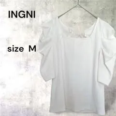 ◇【イング】スクエアネックリブニット　バックリボン　パワショル