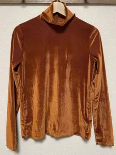 B:MING by BEAMS オレンジ タートルネック ベルベット風長袖