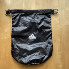 adidas デオドラントバッグ　シューズケース　ブラック