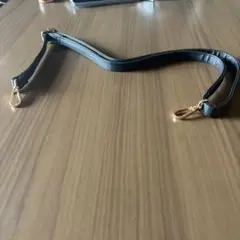 黒 合成皮革 ショルダーストラップ ゴールド金具