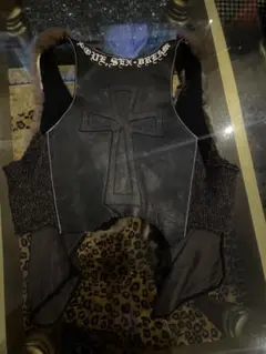 LGB レザーファーバッククロスベスト