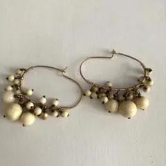 ピアスのサムネイル