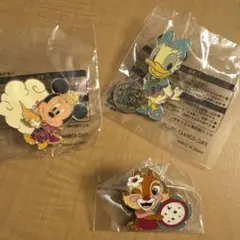 新品】TDR 25周年 ピンバッジ クラリス 鍵チャーム付き 公式 限定