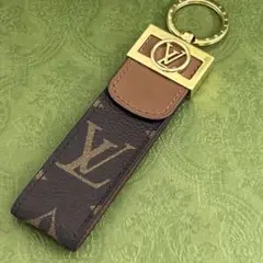 ルイヴィトン ドーフィーヌ ポルトクレ M69000 キーホルダー 楽天市場】ルイヴィトン LOUIS VUITTON キーホルダー キーリング