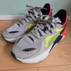 プーマ ランニングシューズ