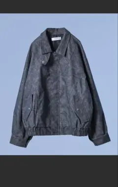 合皮ブルゾン　ブラック系　グレー　加工　M