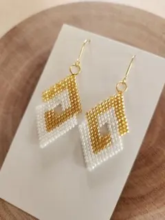 No.367 　デリカビーズピアス　スネイク