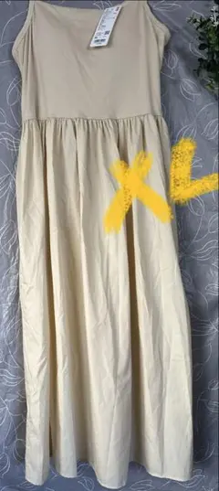 ユニクロ コンビネーションブラキャミソールワンピース カップ付き　キャミワンピ