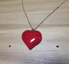 ハートモチーフ ネックレス 赤 レッド ゴールドチェーン レディース