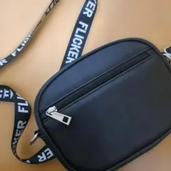 最終値下げ☆ハニーズ　ミニショルダーバッグ　ブラック