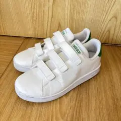 ☆美品＊adidas＊ キッズ＊ホワイト ＊スニーカー＊早い者勝ち！
