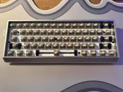 新品未開封】Wooting 60HE V2 分割スペース 黒 アルミケース - メルカリ