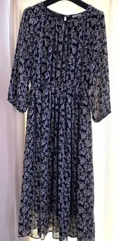 美品　花柄　ワンピース