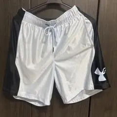 アンダーアーマー　ハーフパンツ　【M】