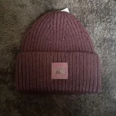 UGG バーガンディ ニット帽のサムネイル
