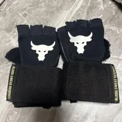 UNDER ARMOURパワーグローブ 牛　ロゴ 黒　ProjectROCKSS