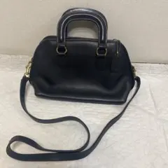 ハンドバッグ　ショルダーバッグ　オールドコーチ　黒　本革