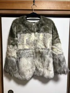 ZARA フェイクファージャケットのサムネイル