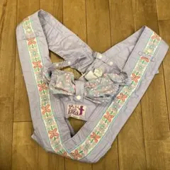 fafa フェフェ 薄紫色の抱っこ紐 花柄
