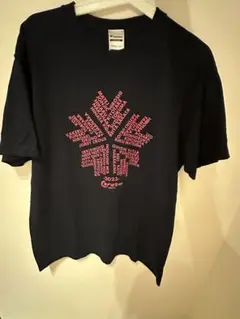 2023年メイプルリーフデザインTシャツ