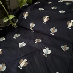 『迎春』翔け雛鳥達/ミナペルホネン/サリースコット