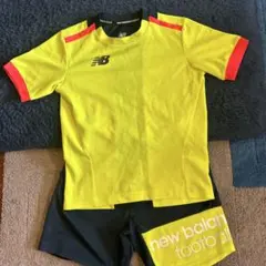 サッカー　上下セット　ニューバランス　130センチ