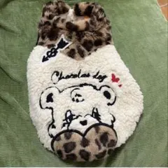 犬用 ボアベスト ヒョウ柄 くまさん刺繍