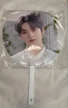 Stray Kids Lee Know うちわ
