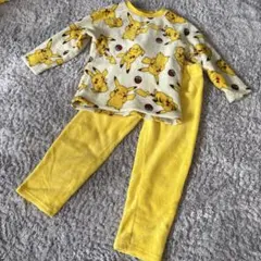 ピカチュウ柄　フリースルームウェア