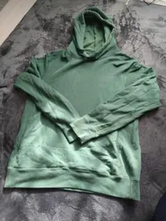 UNIQLO　プルオーバー　グリーン フード付き スウェットパーカー　L
