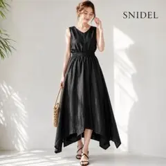 ✨新品タグ付 SNIDEL リネン100% 変形ロングワンピース黒のサムネイル