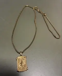 【ゴールド】ステンレス製 彫刻型ネックレス