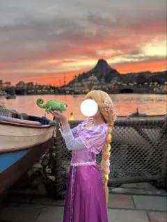 Item thumbnail for item 42b8ab02-3de8-41a7-a00c-af496d115c6b