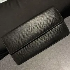 Louis Vuitton エピレザー ブラック長財布