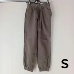 guジョガーパンツ