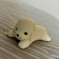 【レトロ】白い犬 フィギュア ミニチュア 置物 キャラクター不明