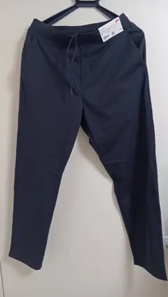 UNIQLO　ウルトラストレッチアクティブ　テーパードパンツ＋