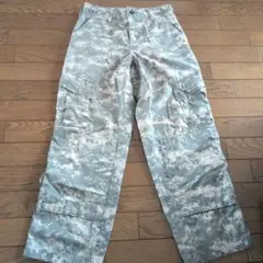 US Army ACU 迷彩 カーゴパンツ ミリタリー　デジタルカモ