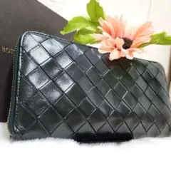 Item thumbnail for item 2a95503e-6d51-4bc7-89dc-b74b5394d89f