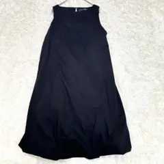 美品】トゥモローランド ジャンパースカート フレア 黒 Vネック - メルカリ