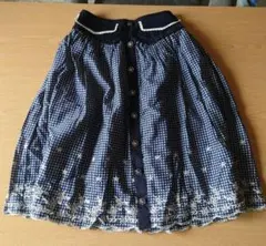 タグ付未使用品 axes femme POETIQUE ミモレ丈裾刺繍スカートのサムネイル